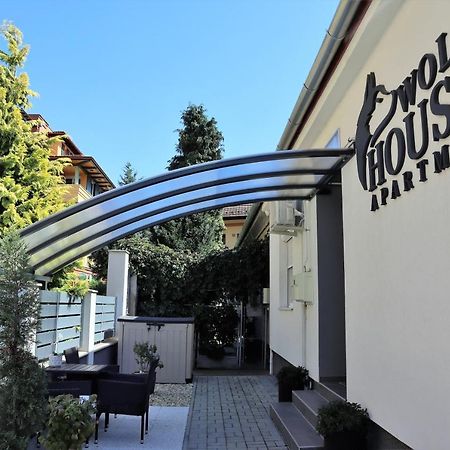 Wolf House Apartman Залаэгерсег Экстерьер фото
